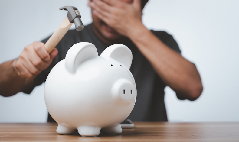 More employees cutting pension saving to pay bills, says research.jpg 1