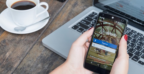 2A5E-1499370788_airbnbMAIN.jpg