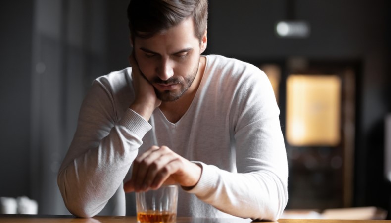 Why addictive behaviour is not just an employee’s problem .jpg