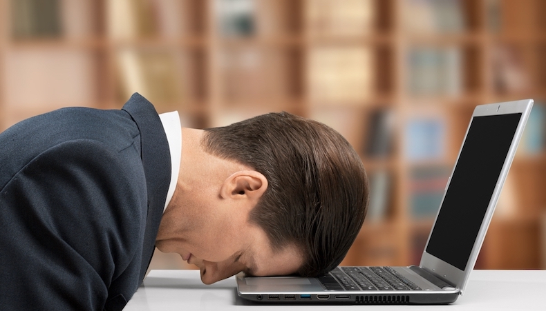 5 top tips to help line managers spot remote and hybrid working employees who need extra support.jpg 1