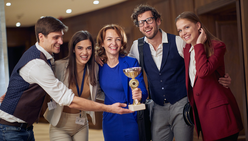 7 ways to use social recognition to drive purpose and belonging.jpg 1