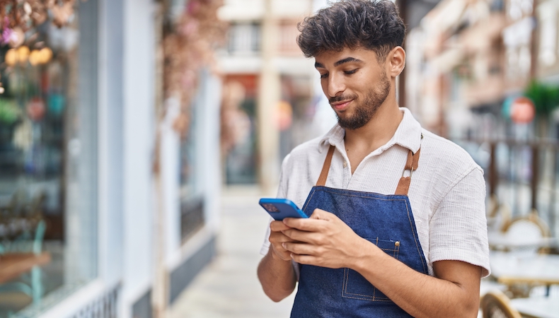 How to provide benefits equality for deskless employees.jpg 1