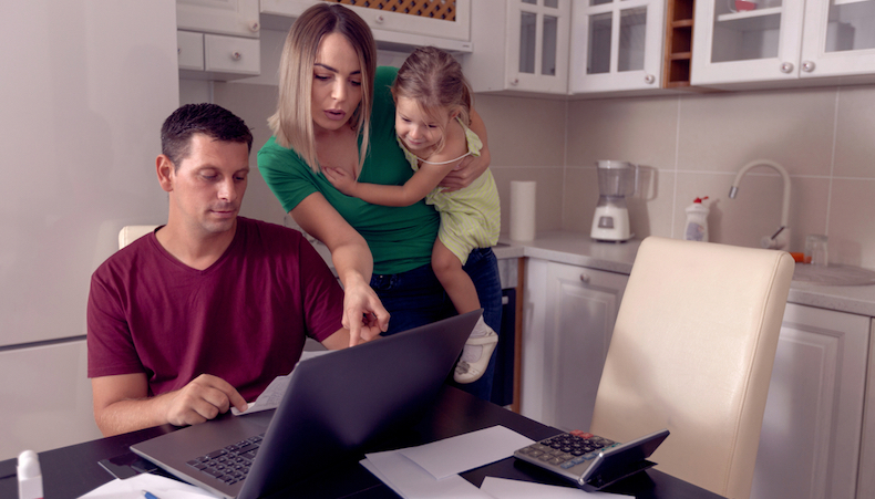 Why supporting financial wellbeing helps employee mental health too.jpg 2