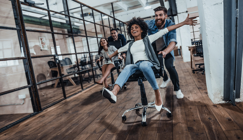  4 ways to promote physical health in your wellbeing strategy.jpg 1